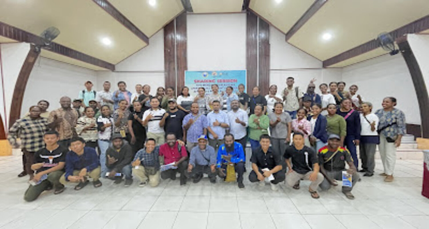 GOLDEN OPPORTUNITY FOR PAPUAN CHILDREN: BLACK PEARL FOUNDATION AND GKI NABIRE HOLD LPDP SCHOLARSHIP SHARING SESSION